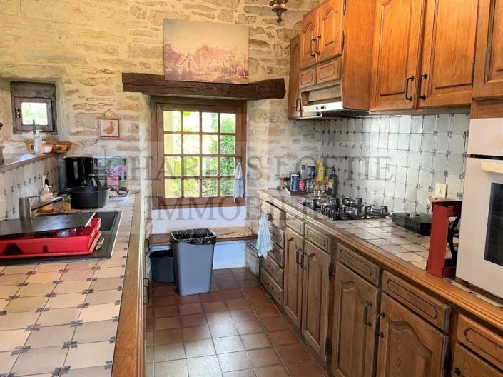 Image No.16-6 Bed House for sale