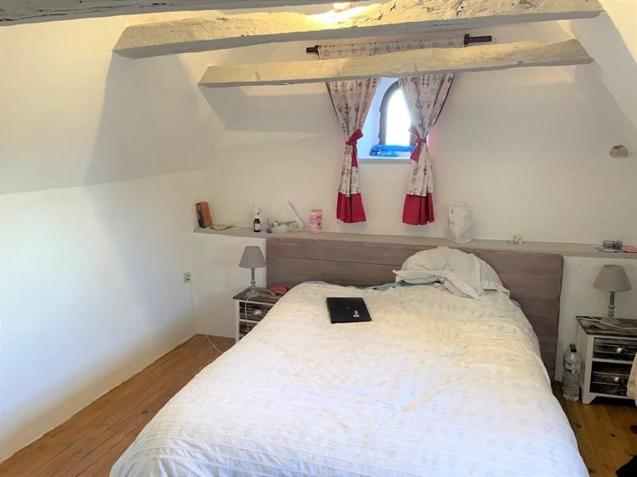 Image No.22-6 Bed House for sale