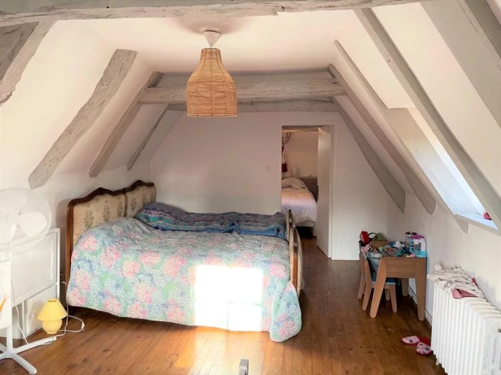 Image No.23-6 Bed House for sale