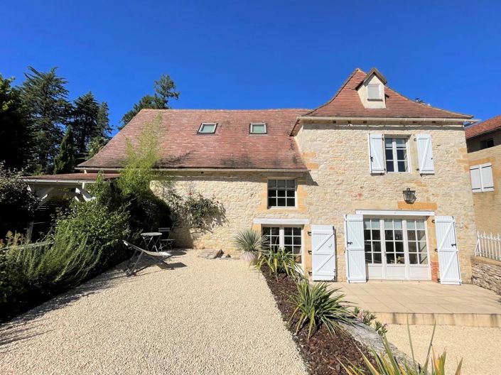 Image No.1-3 Bed House for sale