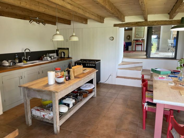 Image No.16-6 Bed House for sale