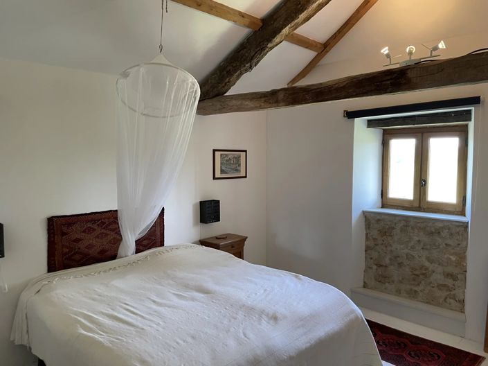 Image No.17-6 Bed House for sale