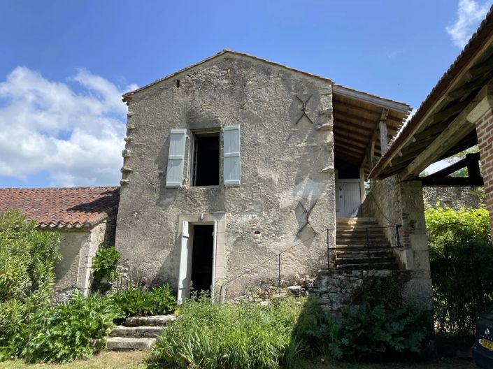 Image No.4-6 Bed House for sale