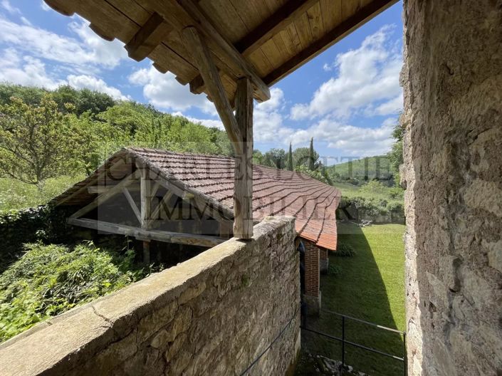 Image No.7-6 Bed House for sale