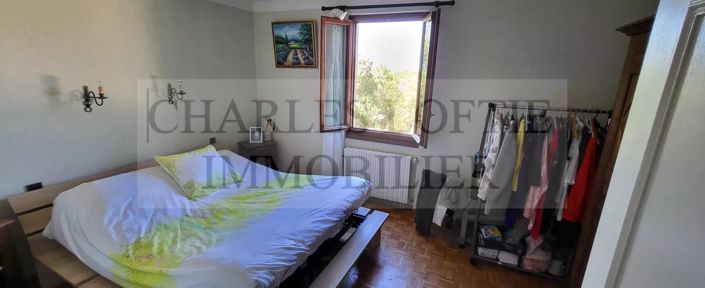 Image No.7-6 Bed House for sale