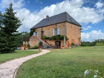 1 - Dégagnac, House