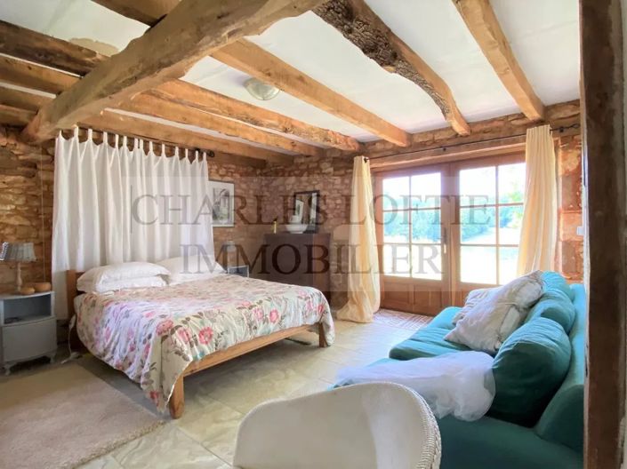 Image No.20-6 Bed House for sale