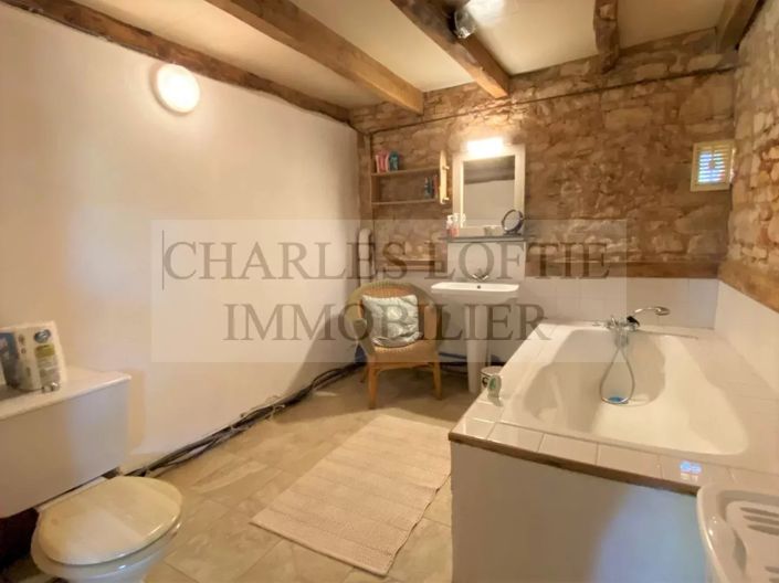 Image No.25-6 Bed House for sale
