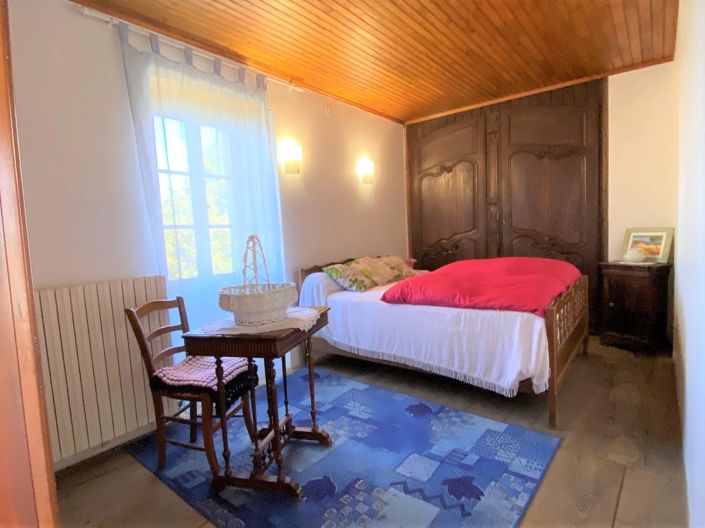 Image No.9-3 Bed House for sale