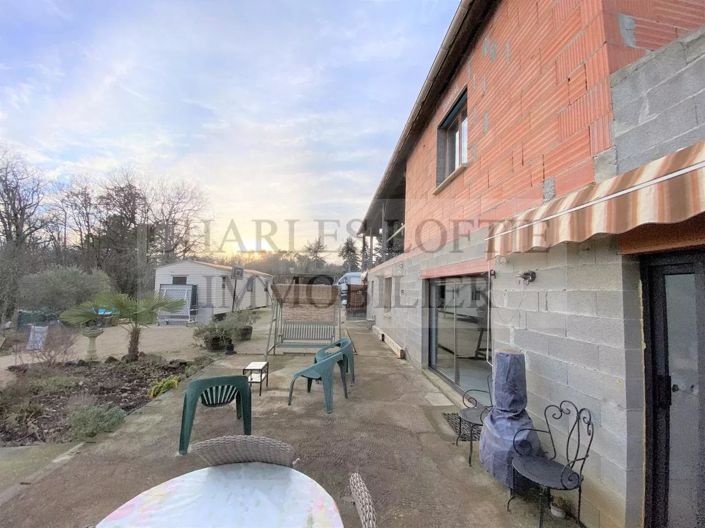 Image No.5-5 Bed House for sale