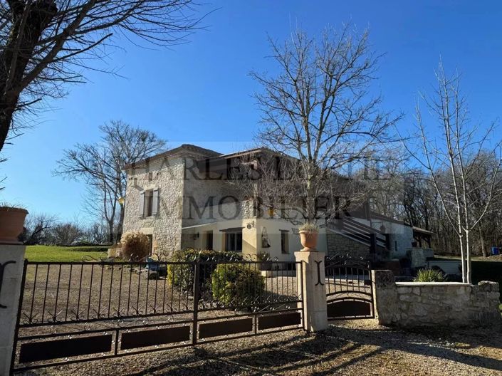 Image No.20-3 Bed House for sale
