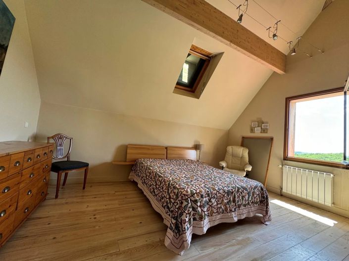 Image No.9-4 Bed House for sale