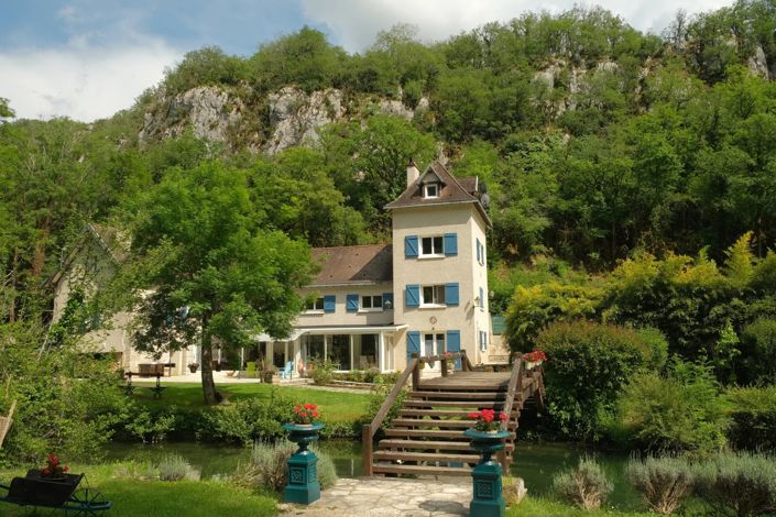 Image No.11-6 Bed House for sale