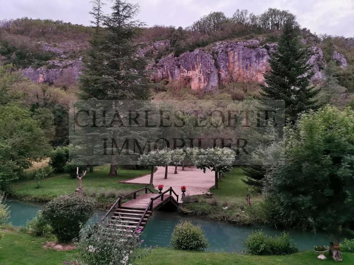Image No.14-6 Bed House for sale