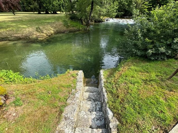 Image No.19-6 Bed House for sale