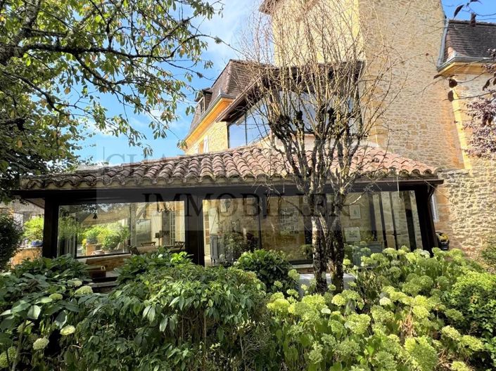 Image No.7-6 Bed House for sale