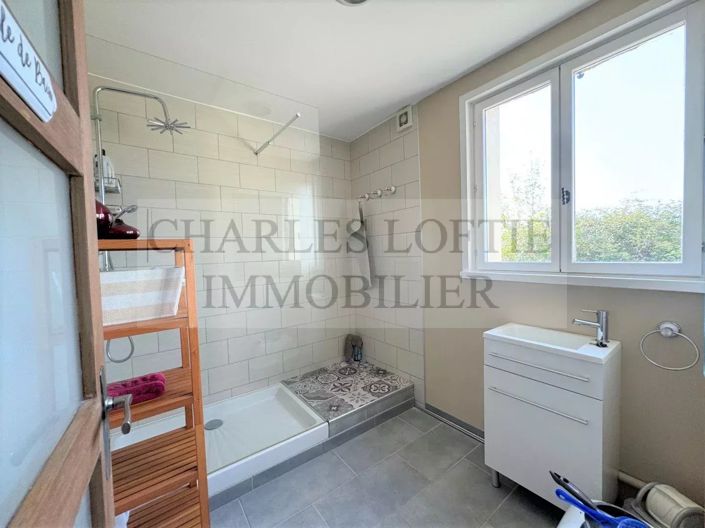 Image No.21-3 Bed House for sale