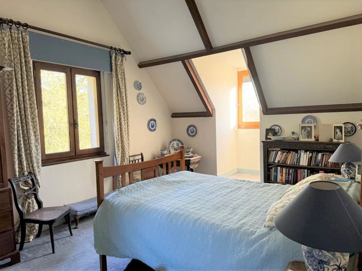 Image No.14-6 Bed House for sale