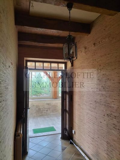 Image No.19-3 Bed House for sale