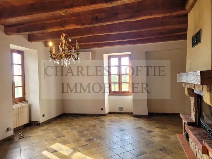 Image No.7-3 Bed House for sale