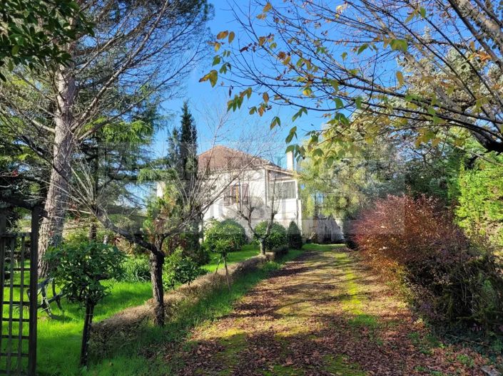 Image No.8-3 Bed House for sale