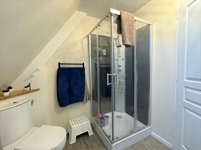 Image No.21-4 Bed House for sale