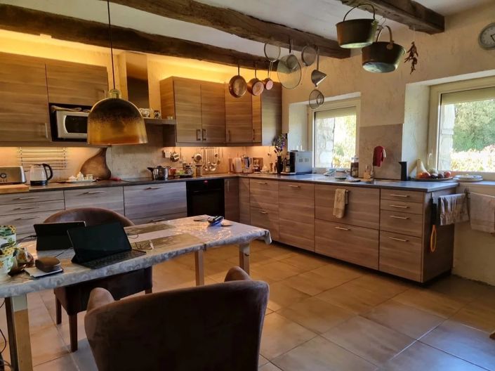 Image No.5-3 Bed House for sale