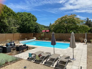 1e462541a849918ee10bc5d997beb0b42aca49779c192