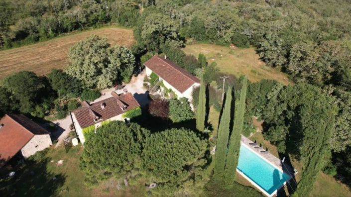 Image No.1-5 Bed House for sale