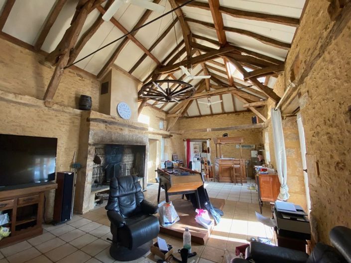 Image No.7-2 Bed House for sale