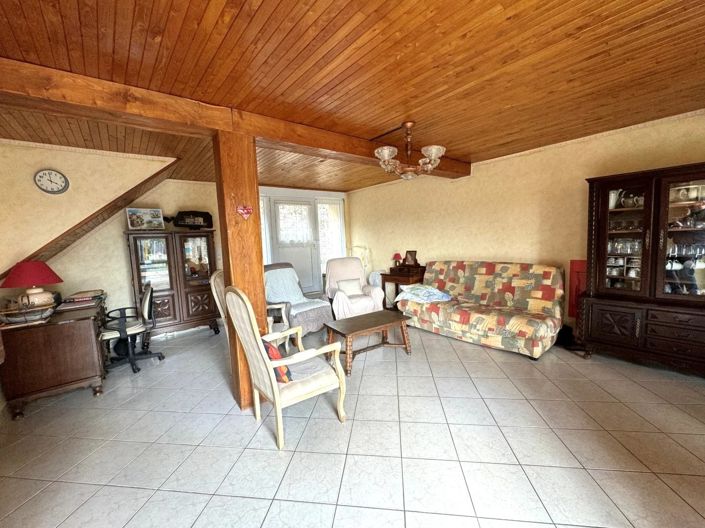 Image No.11-5 Bed House for sale