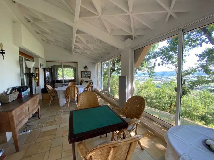 Image No.11-3 Bed House for sale