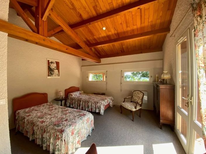 Image No.16-3 Bed House for sale