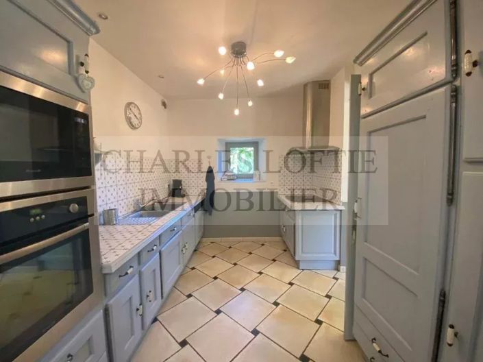 Image No.7-3 Bed House for sale
