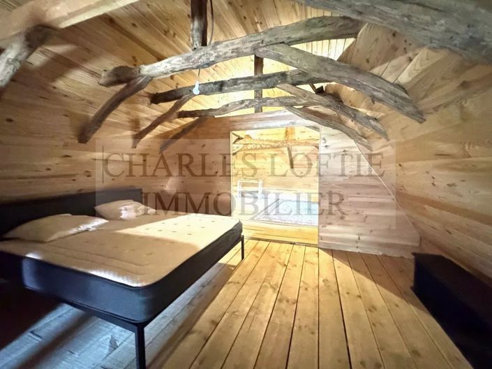 Image No.28-4 Bed House for sale