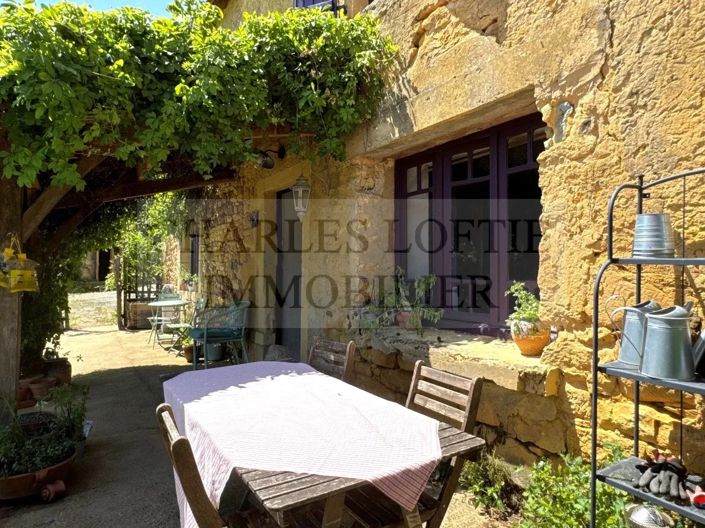 Image No.8-4 Bed House for sale