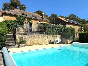 1 - Besse, Maison