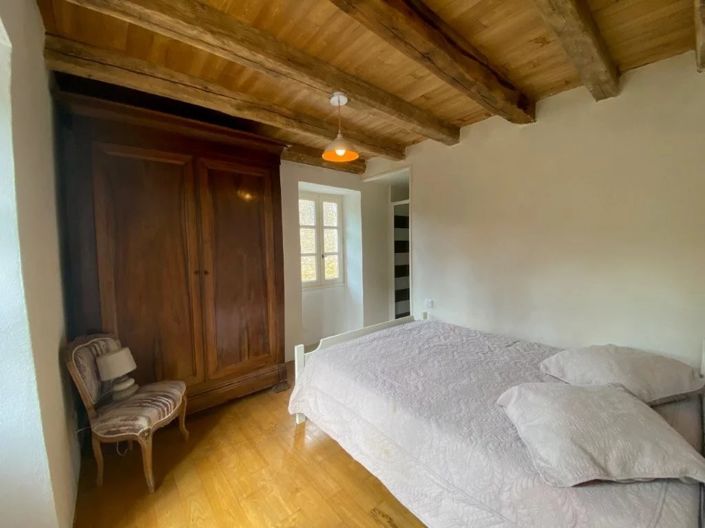 Image No.11-2 Bed House for sale