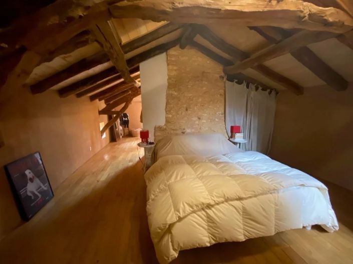 Image No.14-2 Bed House for sale