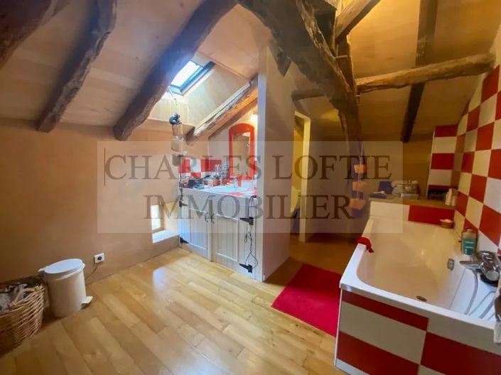 Image No.15-2 Bed House for sale