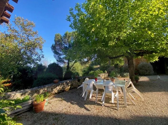 Image No.17-2 Bed House for sale