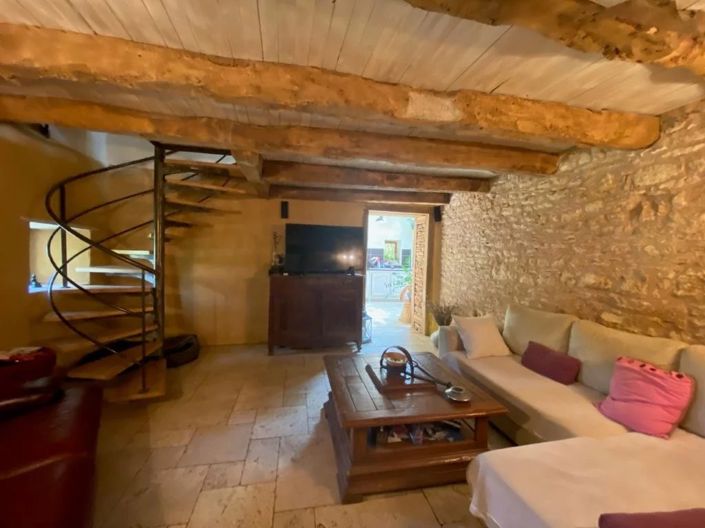 Image No.7-2 Bed House for sale