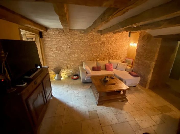 Image No.8-2 Bed House for sale