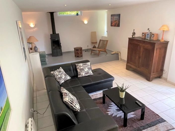 Image No.6-1 Bed House for sale