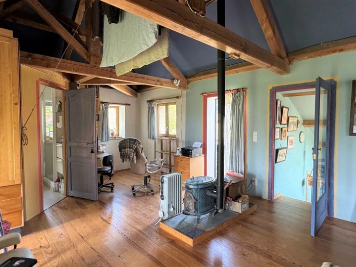 Image No.8-2 Bed House for sale