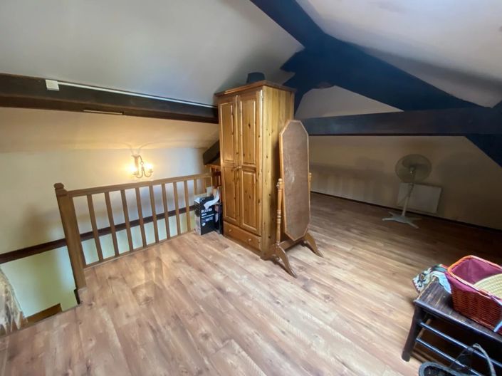 Image No.12-1 Bed House for sale