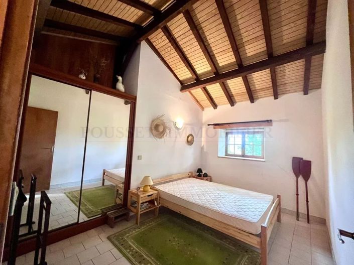 Image No.14-4 Bed House for sale