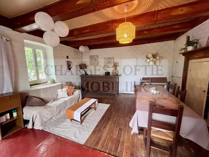Image No.8-4 Bed House for sale