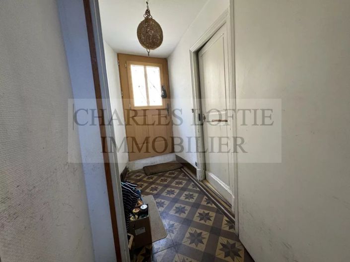 Image No.12-4 Bed House for sale