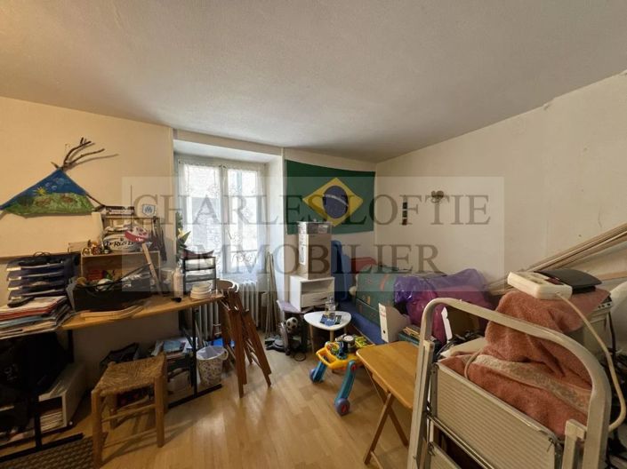 Image No.13-4 Bed House for sale